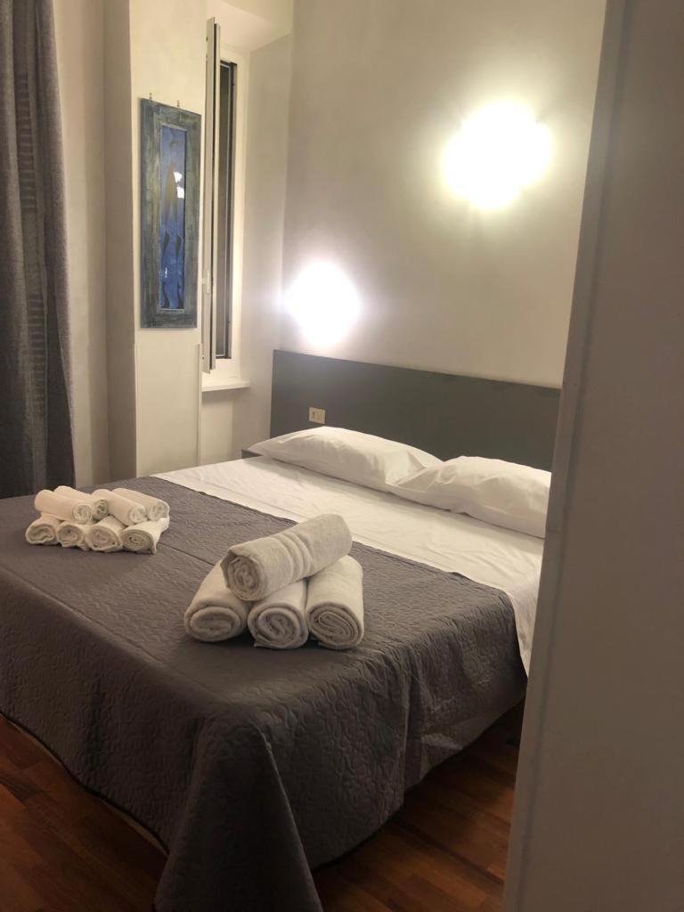 Alma Rooms Appia Рим Екстер'єр фото
