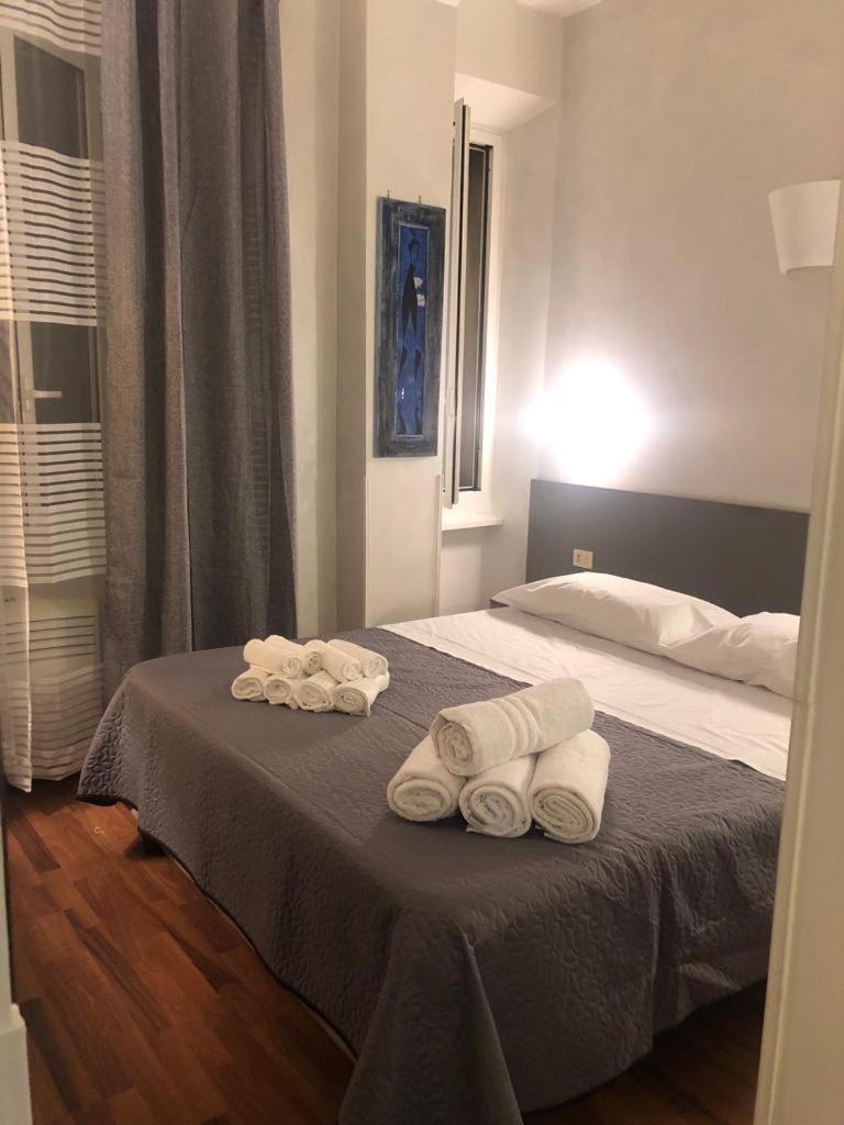 Alma Rooms Appia Рим Екстер'єр фото